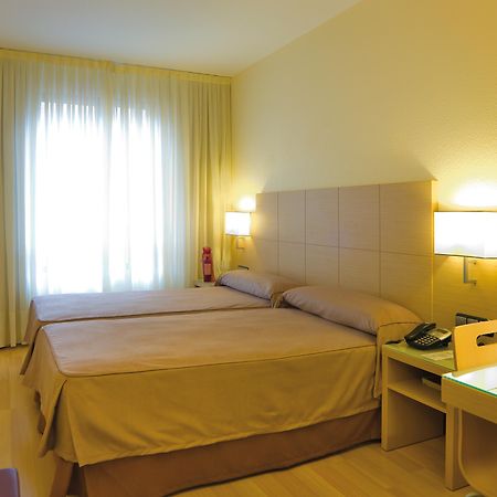 Hotel Condes De Haro Logroño Zimmer foto
